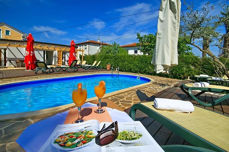 Apartmani Elio Umag Exteriér fotografie